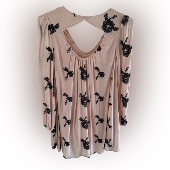 NWT Free People Emma Pink and Gray Embroidered Floral Dress - Picture 2 of 9